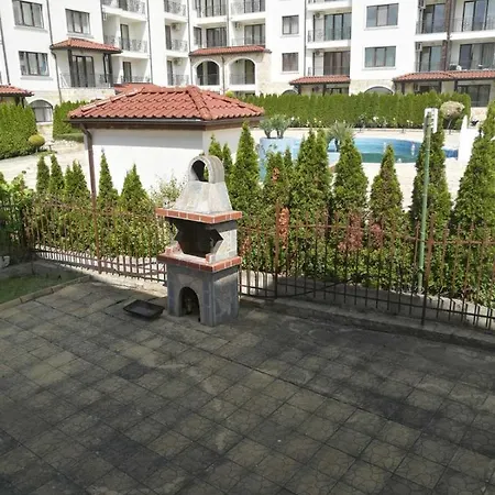 Амото Apartment Nesebar